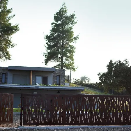 Villa Olive White *