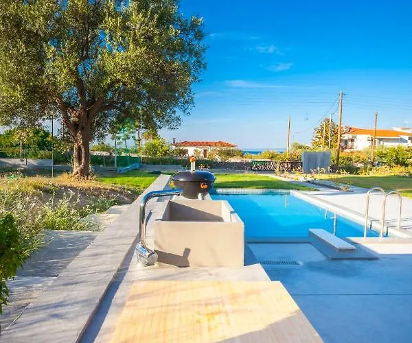 Villa Olive White *