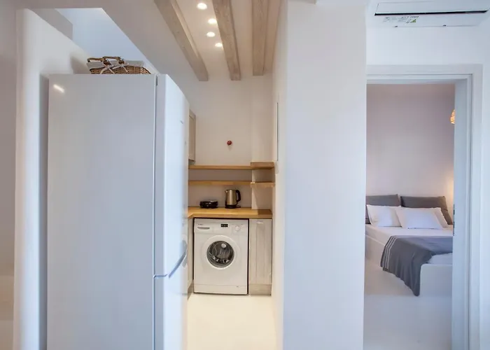 Olive White Chaniotis